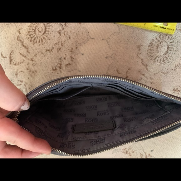 Michael Kors Wristlet - Picture 4 of 5